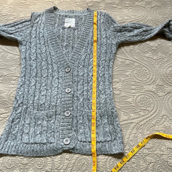 Soft gray cardigan - Picture 7 of 7